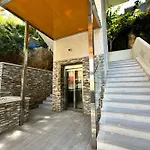 Διαμέρισμα Trinisol Ii *